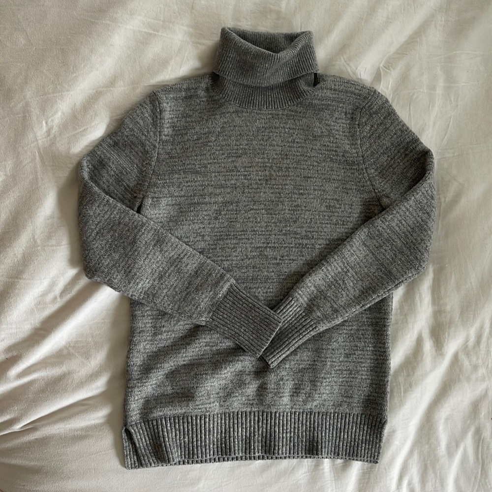 J Crew Mercantile Turtleneck Sweater Size Small - EUC